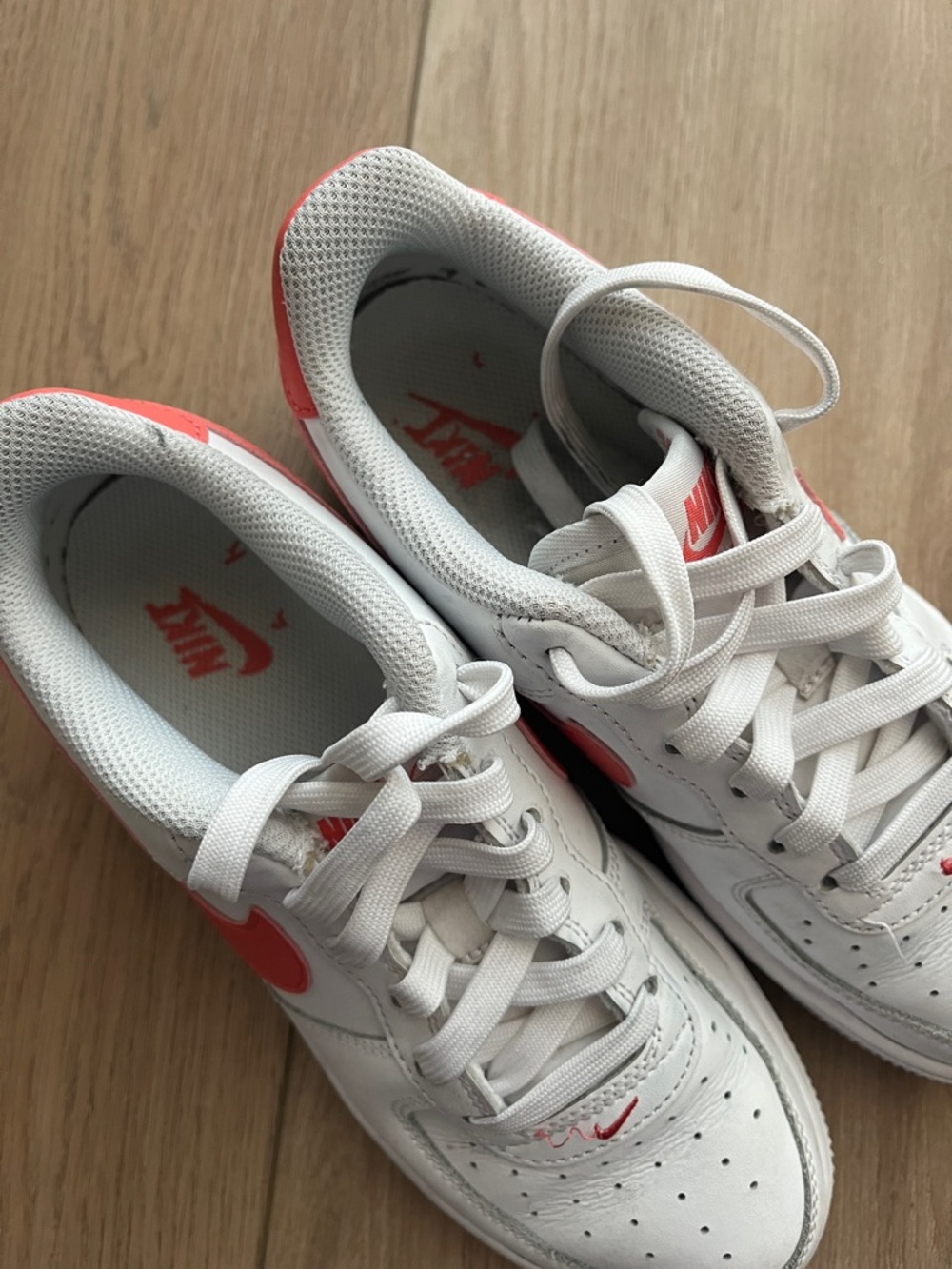 Nike Air Force 1 Big Kid - Picture 7 of 10
